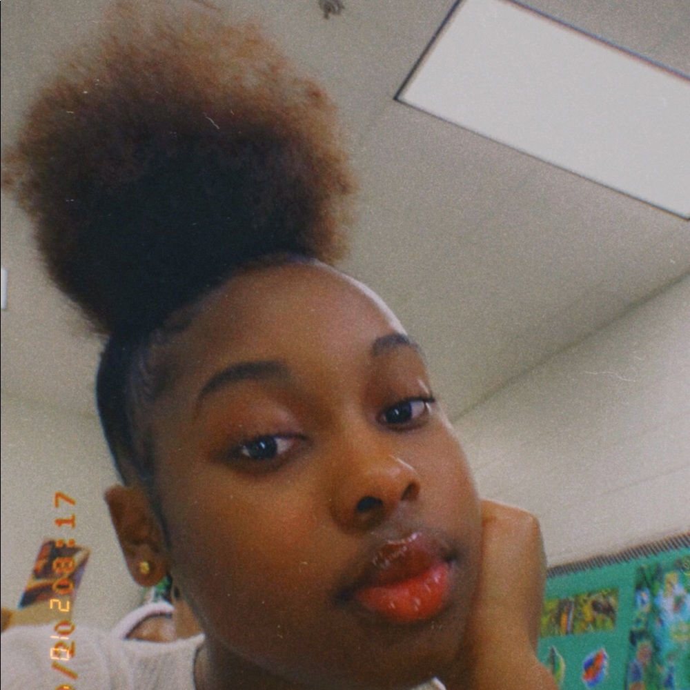 Meet your Posher, Amani